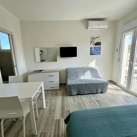 Elda Apartment Lignano Sabbiadoro